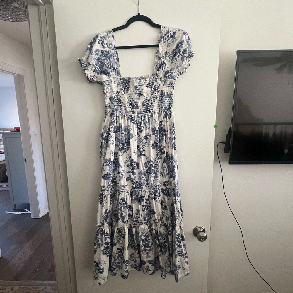 O.P.T smocked midi dress blue and white floral size Large